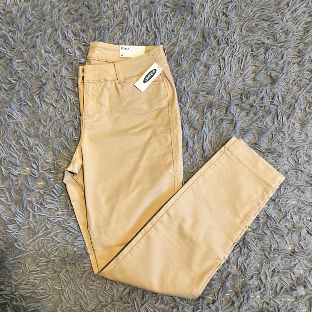 Brand new Old Navy Pixie Pants